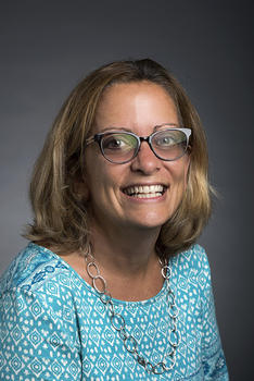 Cathy Tompkins headshot